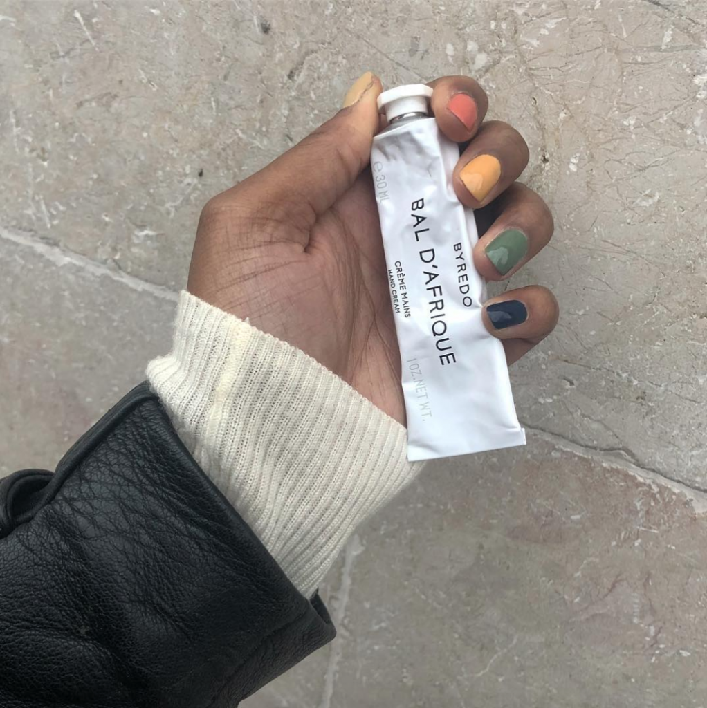 ألوان مختلفة هادئة