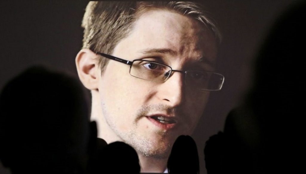 إدوارد سنودن