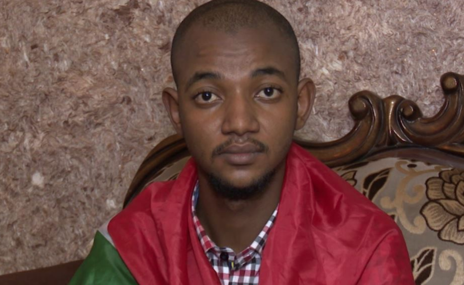 الطالب السوداني الذي اعتقلته مصر يؤكد إرغامه على الإدلاء بتصريحات كاذبة