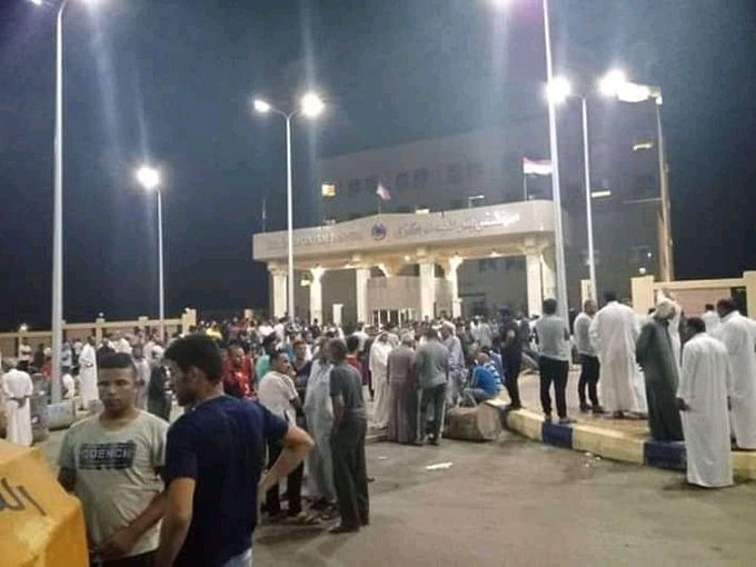 مقتل 9 مدنيين من عائلة واحدة وإصابة 6 بسقوط قذيفة عليهم في سيناء المصرية