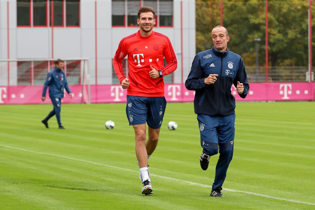 يجهز خليفة نوير.. عودة نجم بايرن ميونيخ للتدريبات تعيد البسمة لكوفاتش