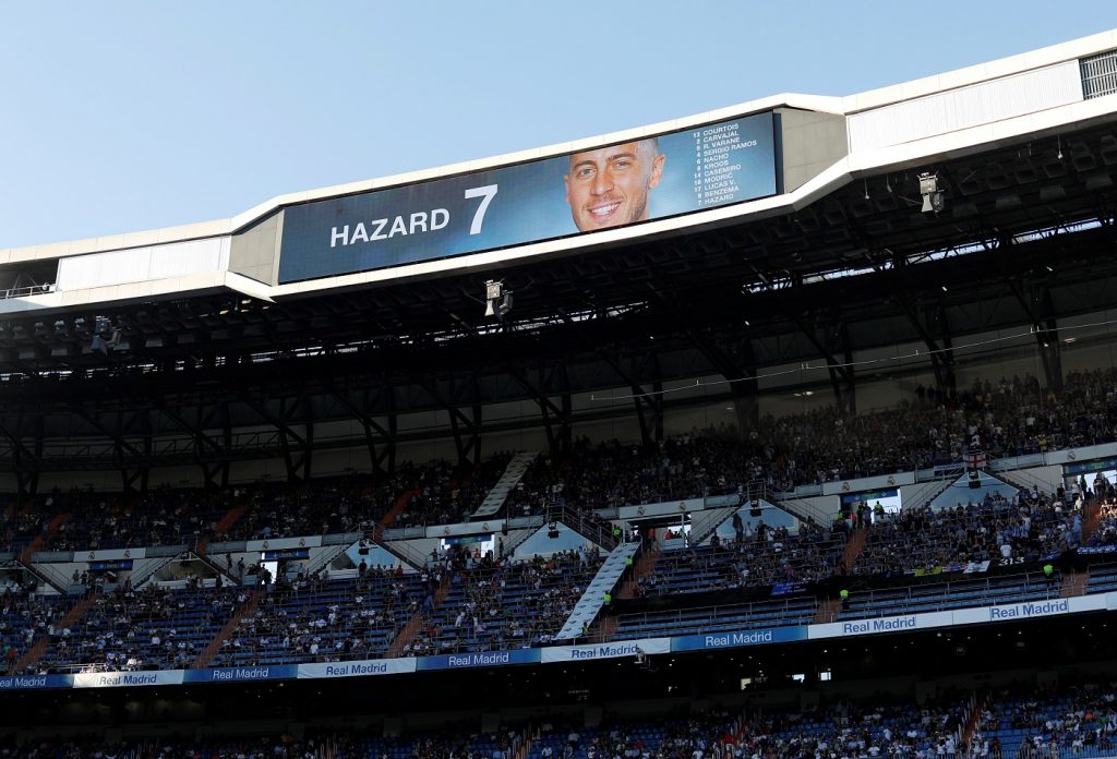 ملعب سانتياغو بيرنابيو (رويترز)