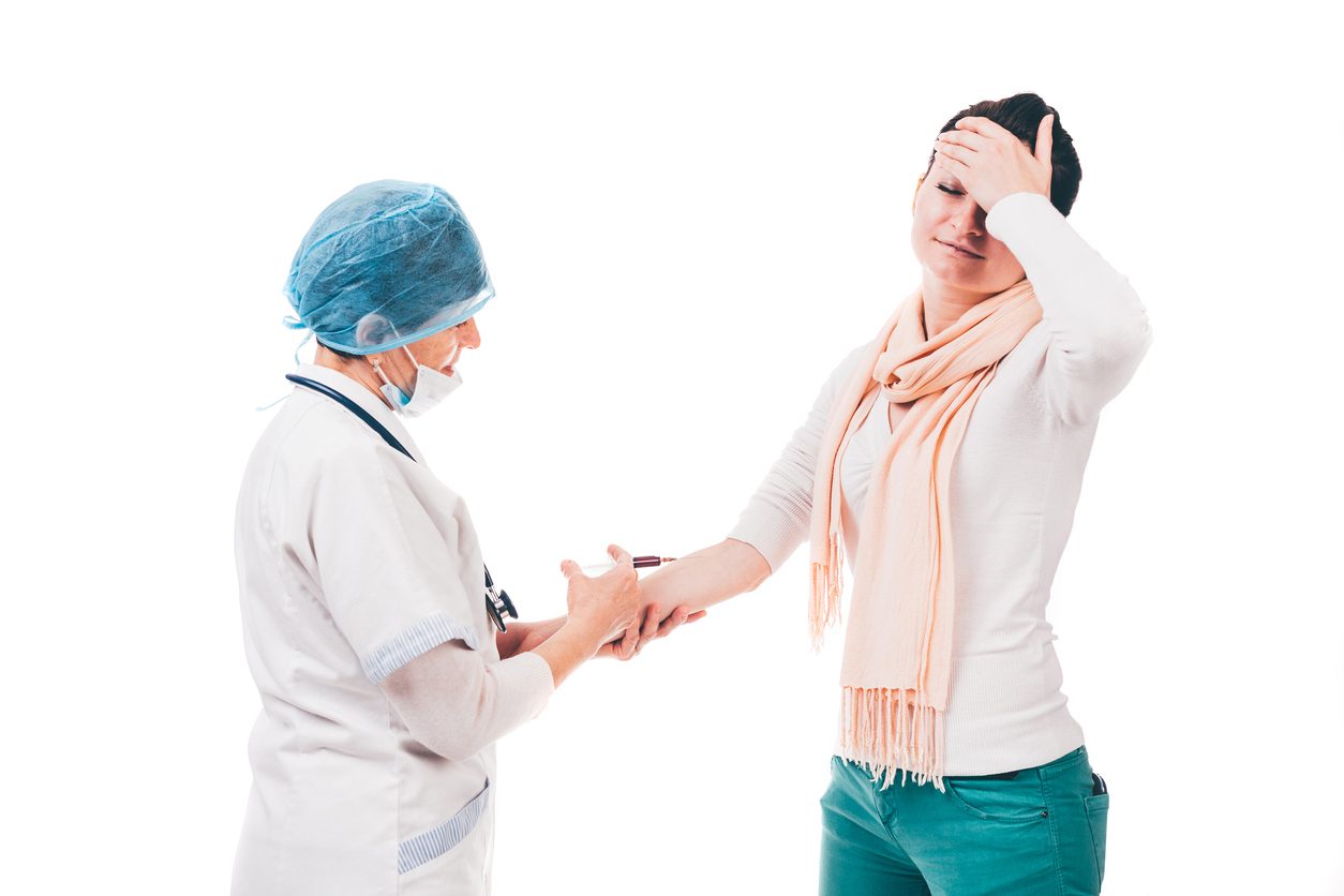 الدم والإبر