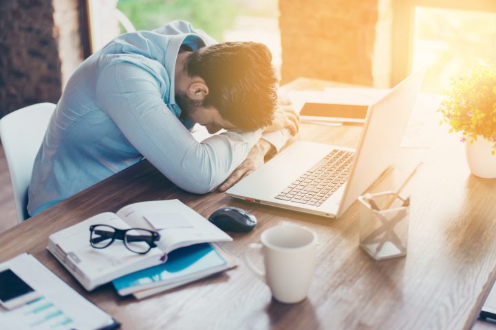 istock \علامات الشيخوخة المبكرة