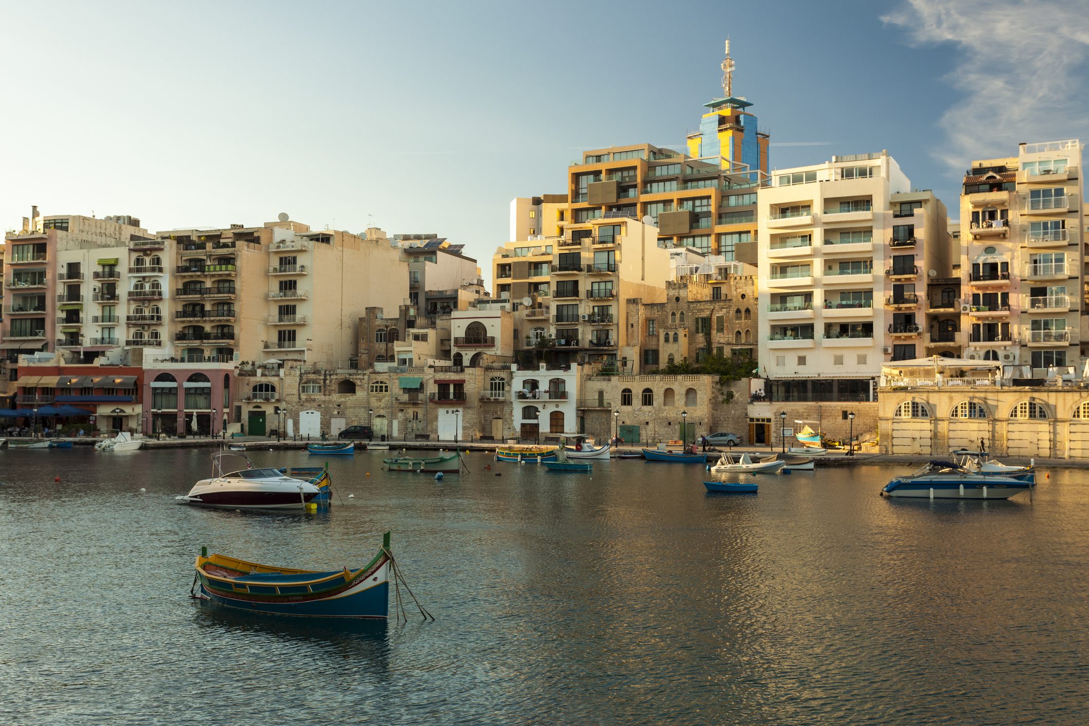 السفر إلى مالطا