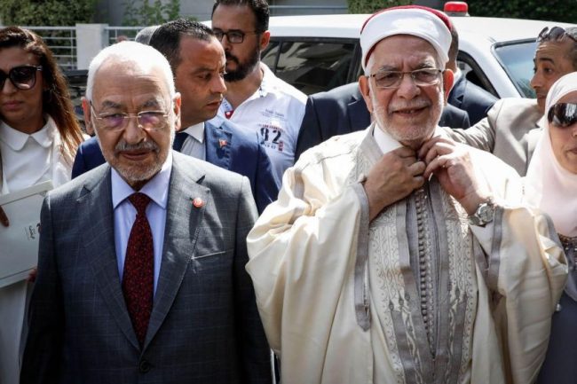 هل عاقب ناخبو النهضة الغنوشي على اعتداله، ولماذا قد يستفيد المرشح الرئاسي قيس سعيد من البرلمان المفكك؟