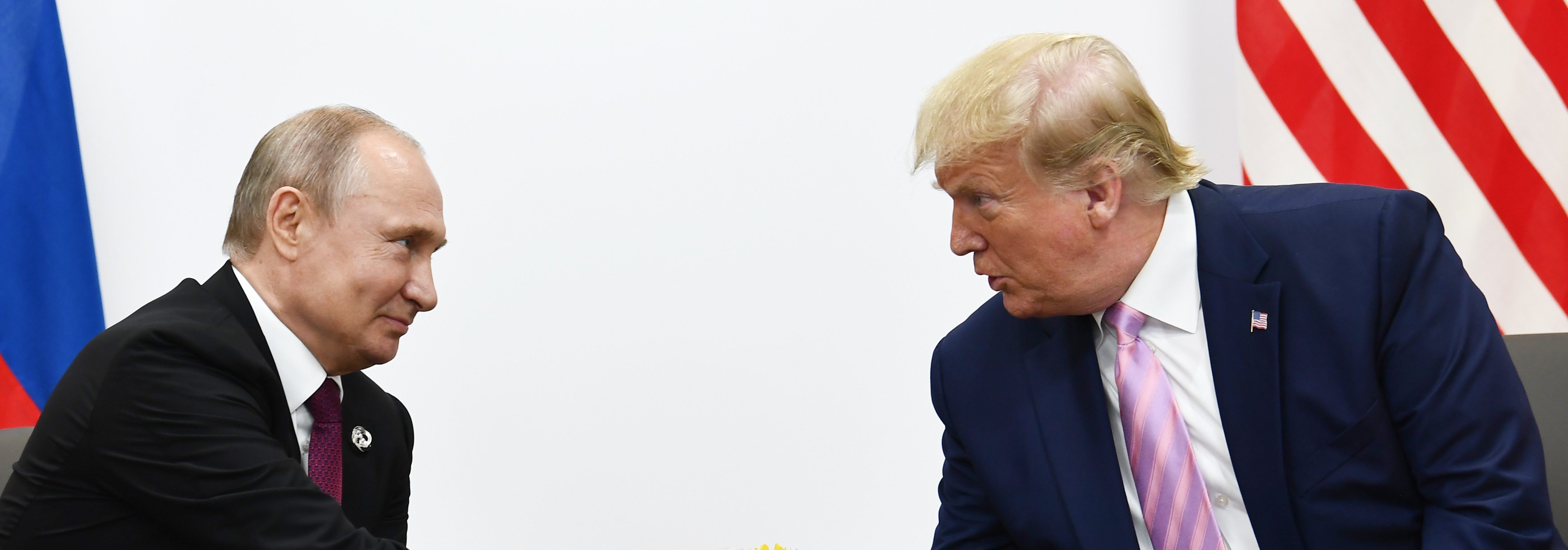 روسيا تستنزف نفوذ أمريكا بسرعة كبيرة.. لماذا يعد بوتين الفائز الحقيقي من انسحاب ترامب من سوريا؟