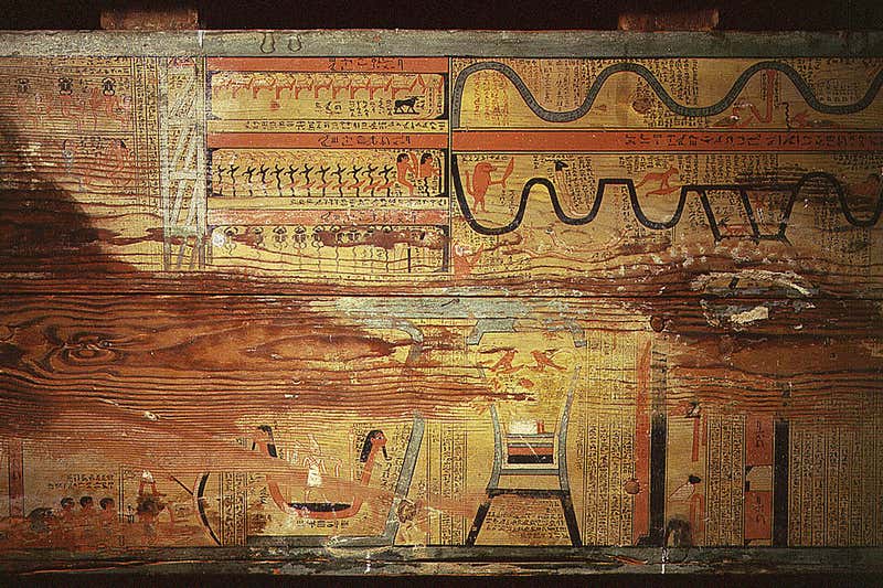 أقدم خريطة في التاريخ، ولكن لـ «العالم السفلي».. نقوش على تابوت من 4 آلاف عام لرحلة الفراعنة بعد الموت