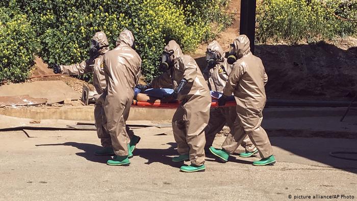 الدليل قدمه خبراء روس.. الصور الأولى لقنابل غاز الأعصاب التي ألقاها نظام بشار على السوريين