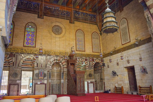 يملأ الخواء الروحي ويواجه طغيان المادة.. لماذا زاد اهتمام الحضارة الغربية بالتصوف الإسلامي مؤخراً؟