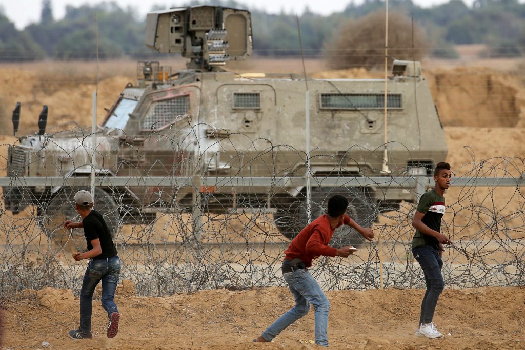 انتهاكات جسيمة بحق الأسرى الفلسطينيين في المستشفيات الإسرائيلية/رويترز