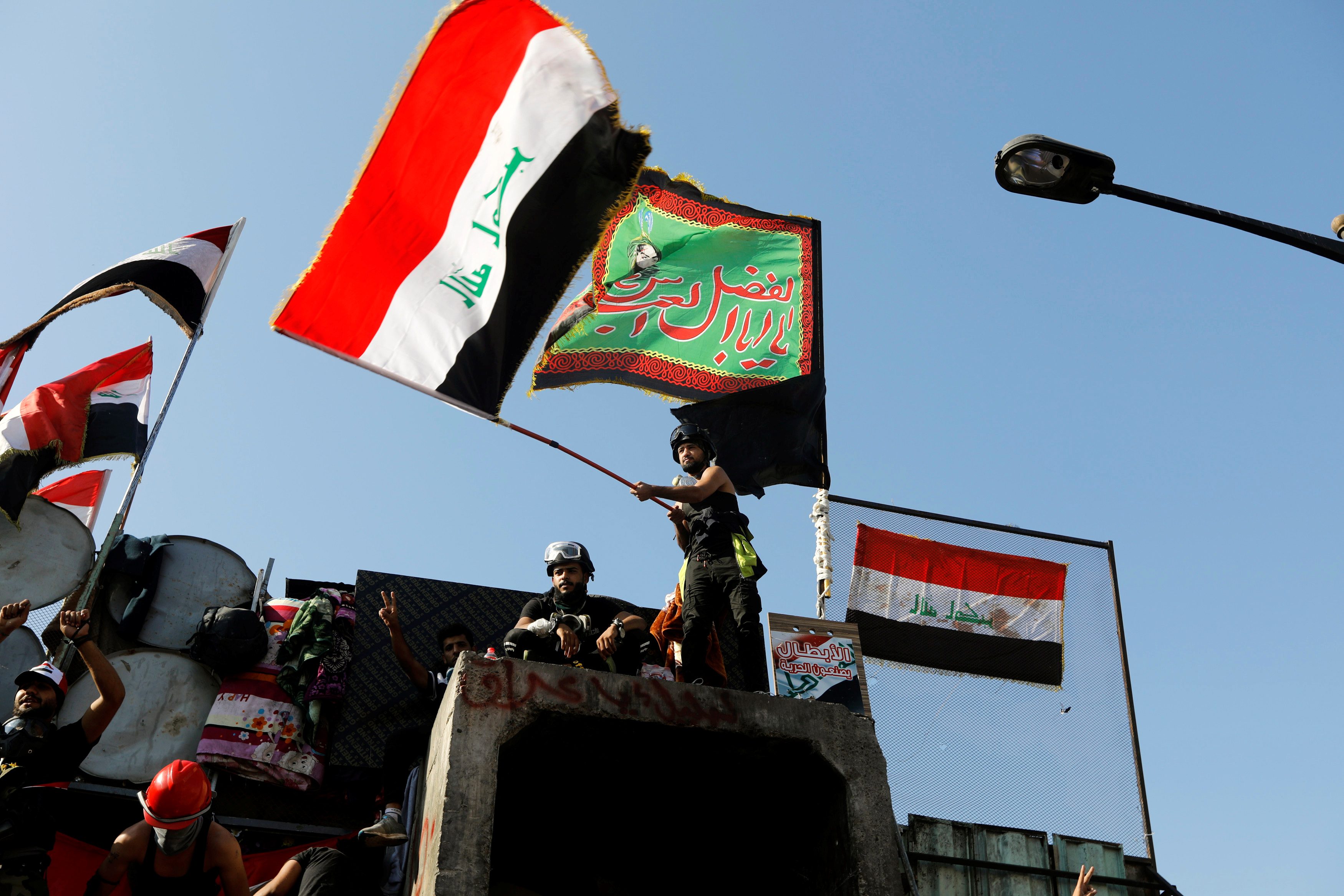 السفارة الأمريكية تدين قتل وخطف المحتجين في العراق: «للشعب حرية تحديد مستقبل بلاده»