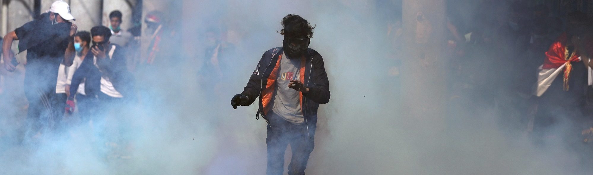 إضراب عام بالعراق يعيد الزخم للاحتجاجات.. مزيد من الضغوط لإجبار الحكومة على الاستقالة