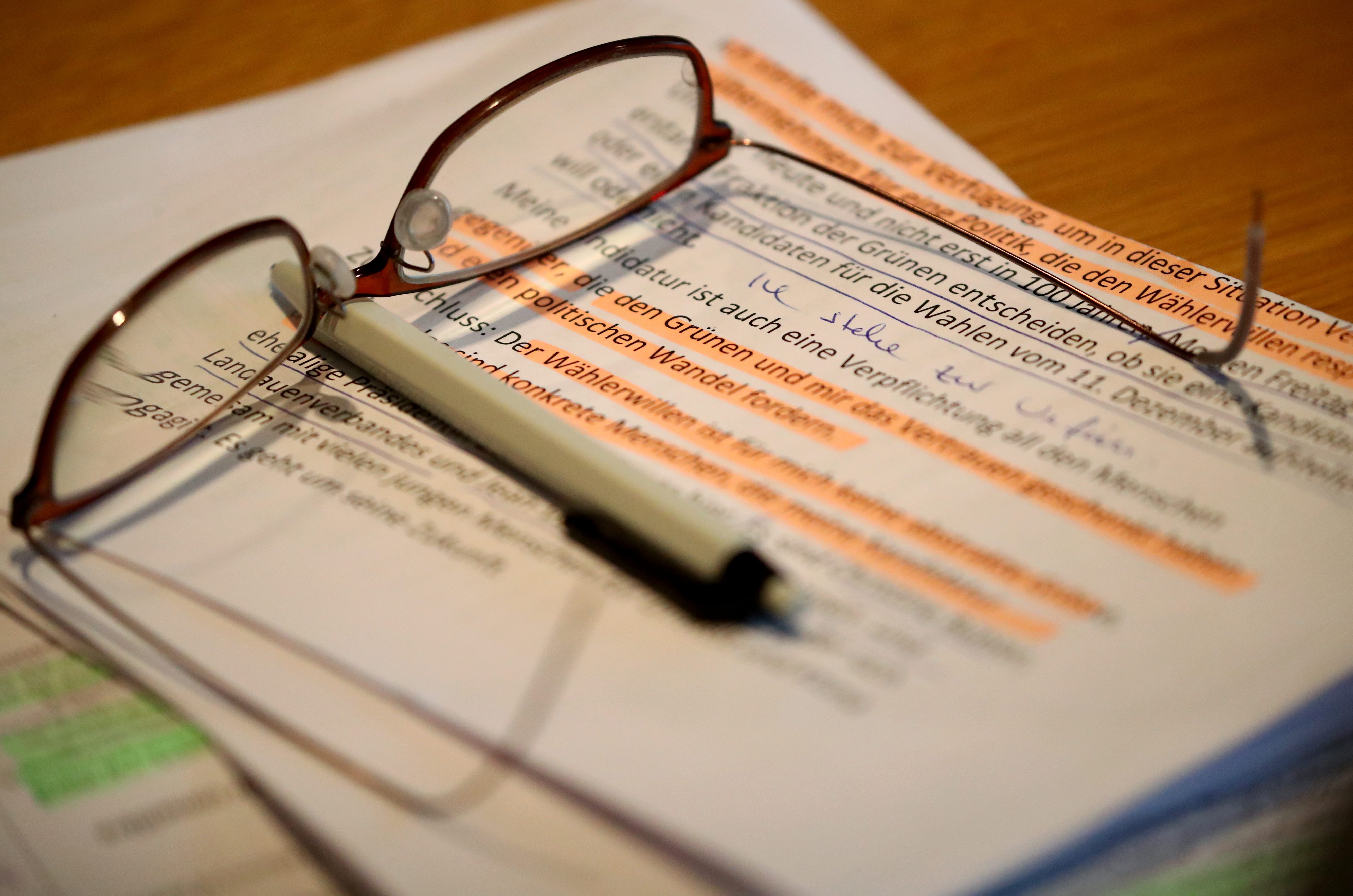 2.5 مليار شخص يحتاجون نظارة، فما الذي نحتاجه لتصحيح بصر العالم وتفادي خسارة تقدر بمليارات الدولارات؟