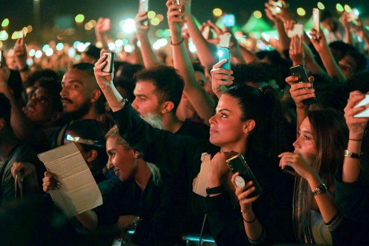 سعوديات يحضرن إحدى الحفلات الموسيقية في جدة/ Getty