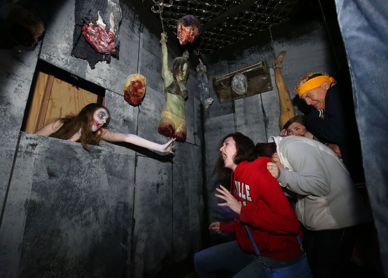 قصر مكامي مانور