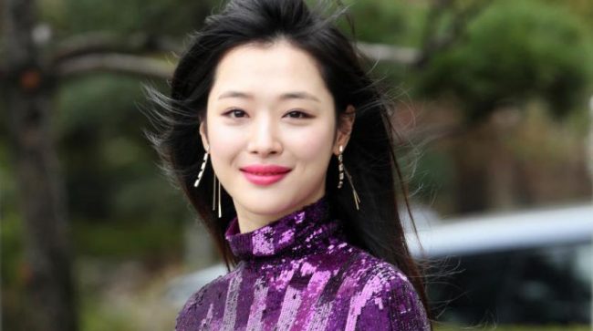 بعد موت المطربة الكورية سوللي.. لماذا ينتحر فنانو موسيقى البوب صغاراً؟