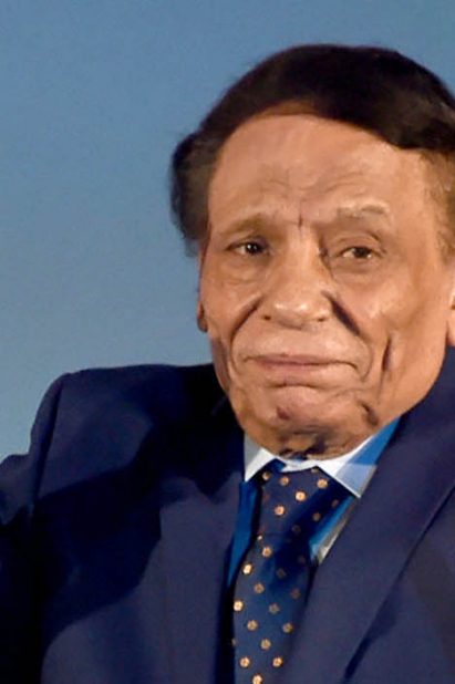 الفنان المصري عادل إمام - الشبكات الاجتماعية