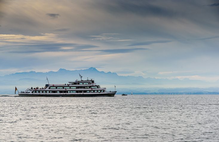 لا يزال اسم الرجل يظهر بالكامل في عمليات البحث عبر الإنترنت في جزءٍ من مقالةٍ مؤرشفة في أسبوعية Der Spiegel الألمانية.