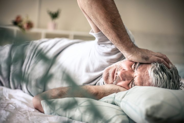 istock\ الصداع الليلي