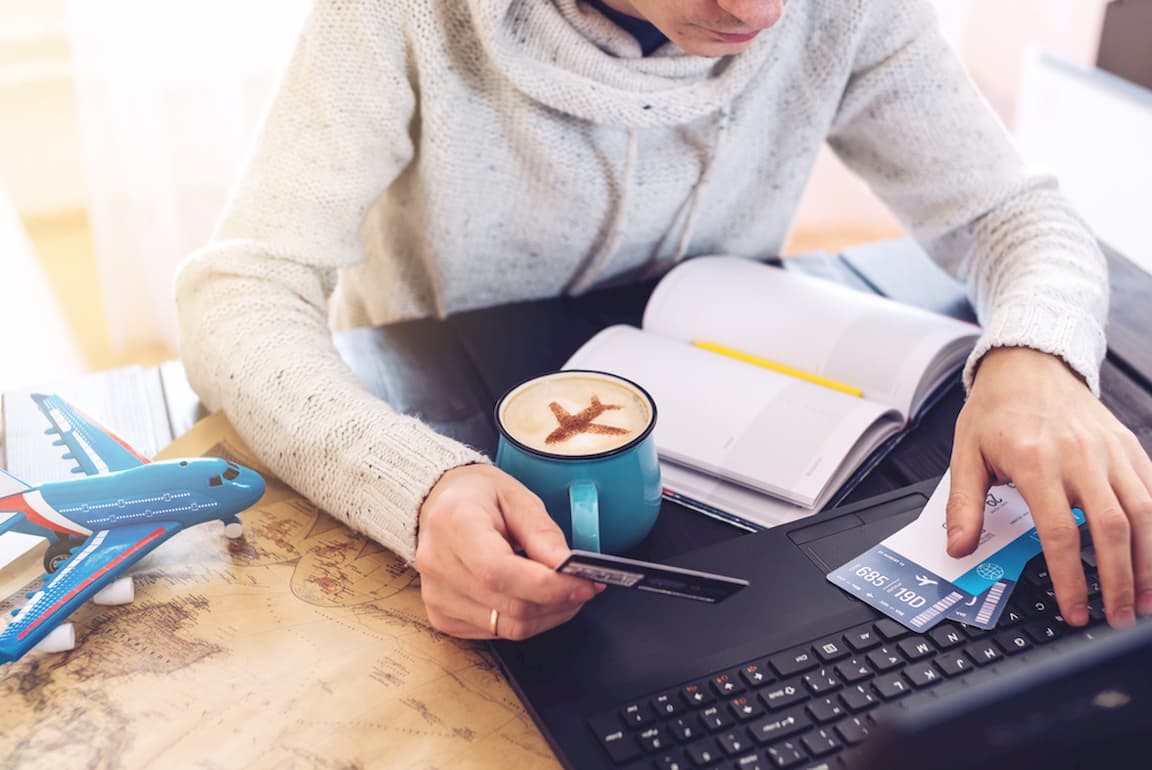 كيف تحصل على أرخص تذاكر طيران وتتجنب الاعتقادات الخاطئة حول السفر؟