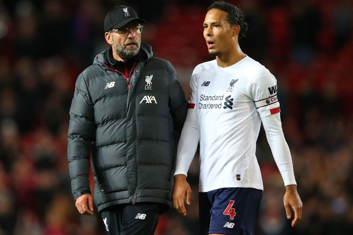 ميسي الأفضل ولكن.. مدرب ليفربول يؤكد أحقية لاعبه في الفوز بالكرة الذهبية