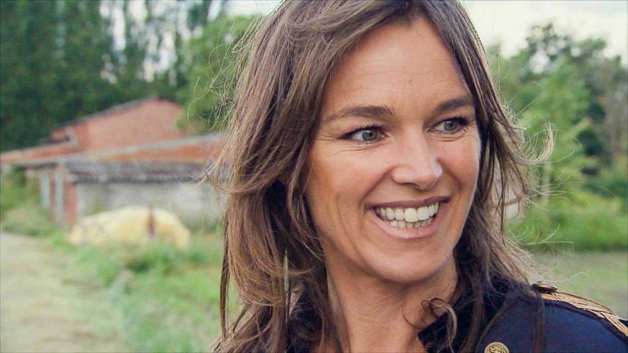 على طريقة عارضة الأزياء العالمية باسكال ناسنز.. الدهون أحدث الطرق لإنقاص الوزن