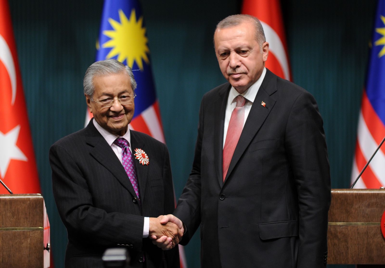 مصاعب المسلمين.. إلامَ تهدف قمة كوالامبور؟