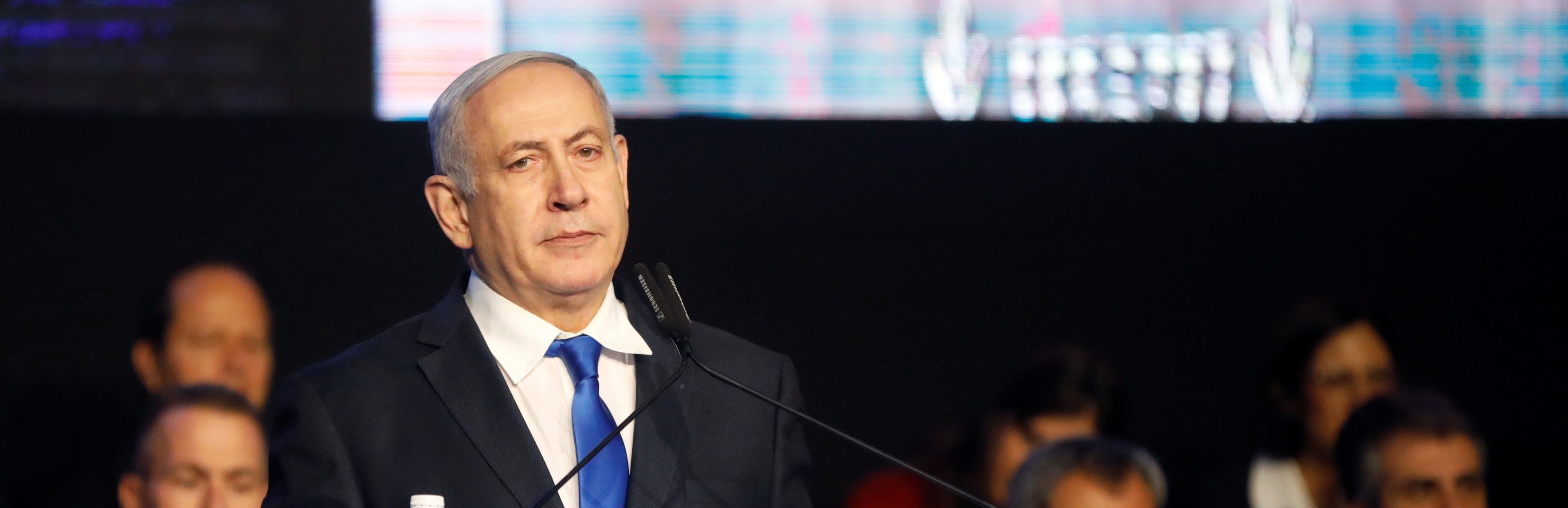 بدء إجراءات محاكمة نتنياهو.. أمامه شهر واحد فقط للاستعانة بالحصانة البرلمانية