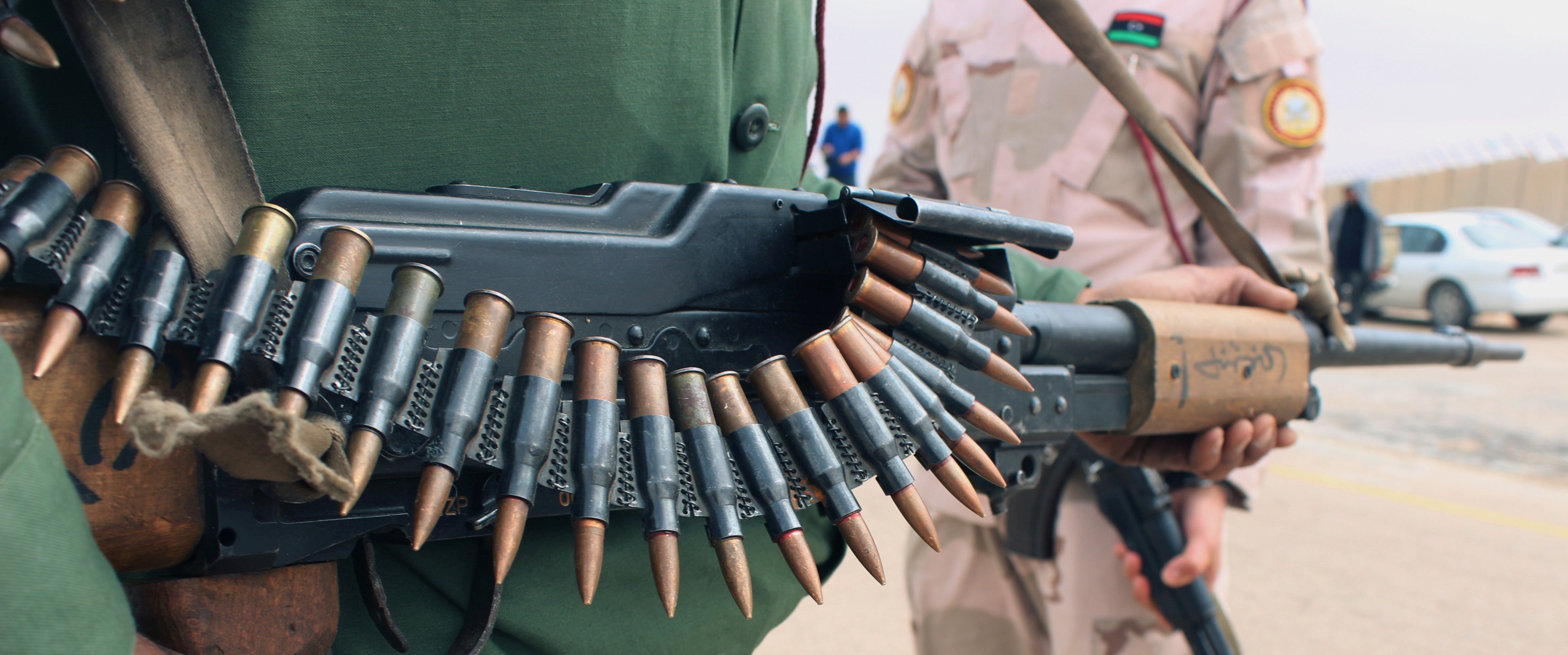 كيف أصبحت المعركة في ليبيا صراعاً بالوكالة؟ كل ما تريد معرفته عن الحرب الدائرة هناك