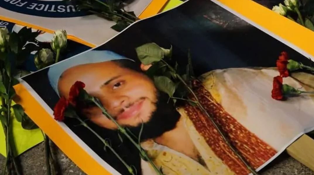 رفعت عائلة فقيري دعوى قضائية تُطالب بتعويض قدره 14.3 مليون دولار بسبب "القوة المفرطة" التي يعتقدون أنها السبب في مقتله