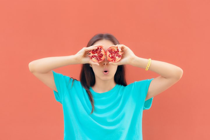 istock\ فوائد الرمان للنساء