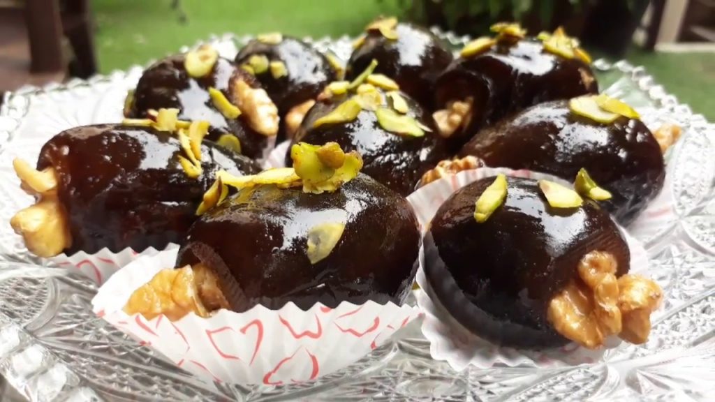 مربى الباذنجان بالجوز