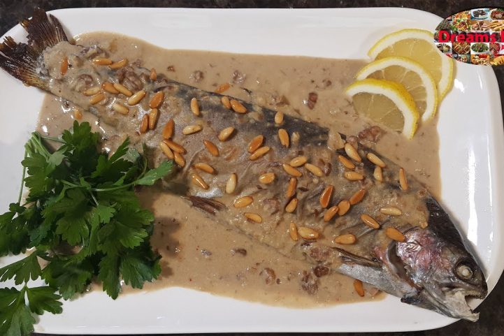  السمك بالطحينة 