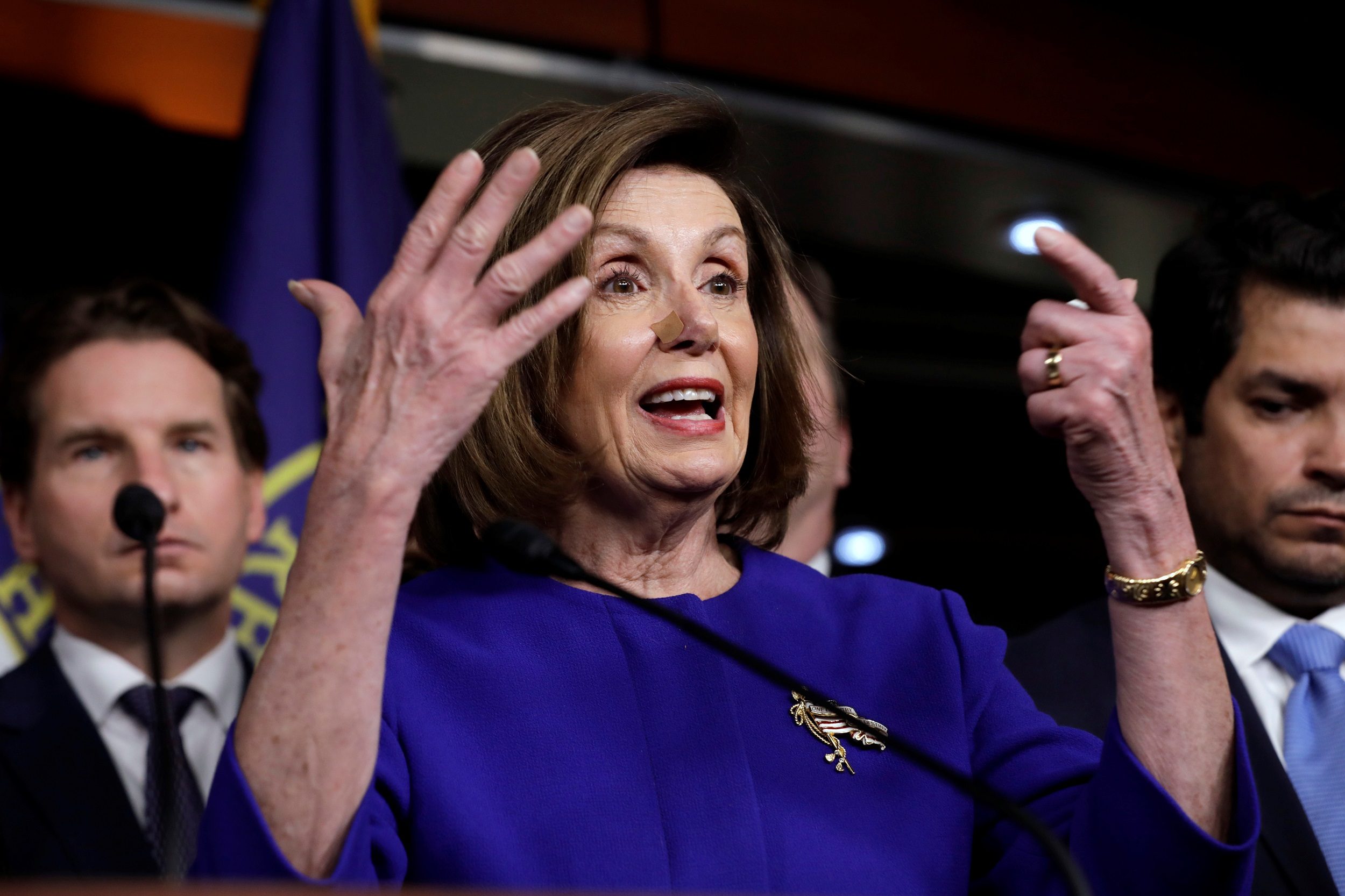 عزل الرئيس الأمريكي عزل ترامب أمريكا