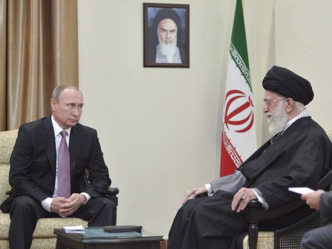 إيران وروسيا تتحديان عقوبات الغرب ببناء طريق تجاري! يمتد لـ3 آلاف كيلومتر من الأنهار والسكك الحديدية