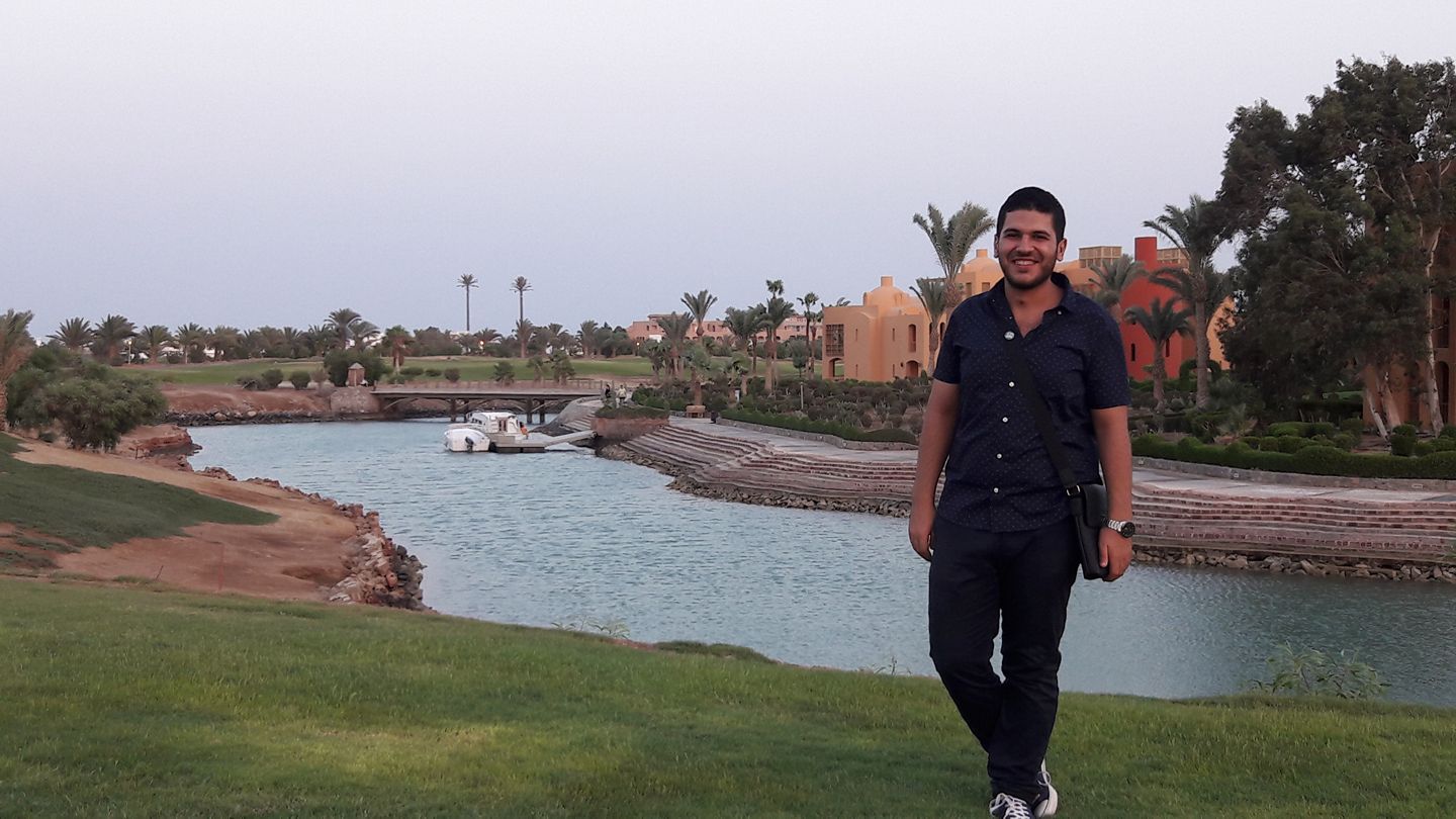 الشاب المصري ياسين جابر