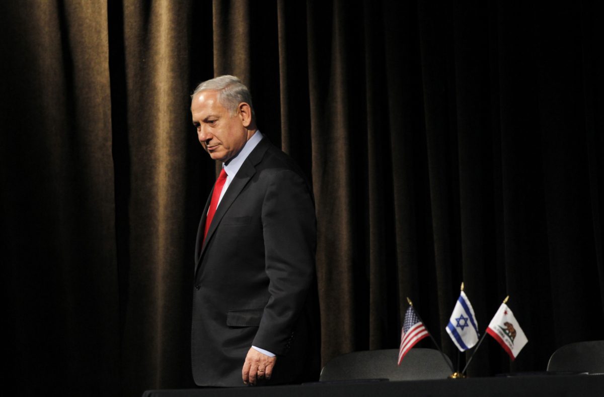 استضافه في البيت الأبيض، وأعاد الحديث عن صفقة القرن.. ترامب يحاول دعم نتنياهو في الانتخابات الإسرائيلية