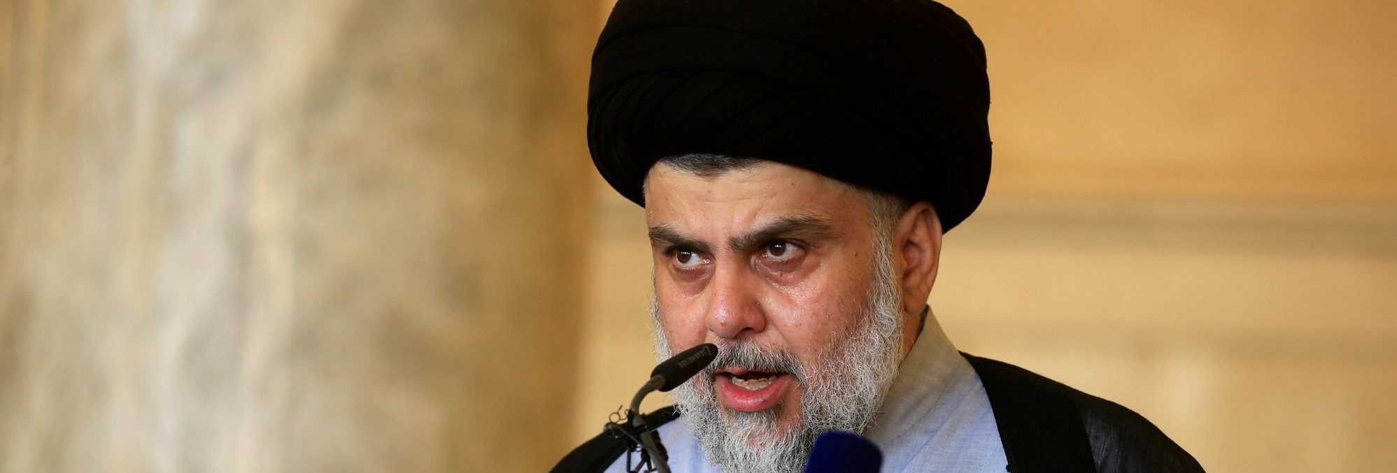 الصدر يبحث مع فصائل شيعية تشكيل جبهة لإخراج قوات أمريكا من العراق