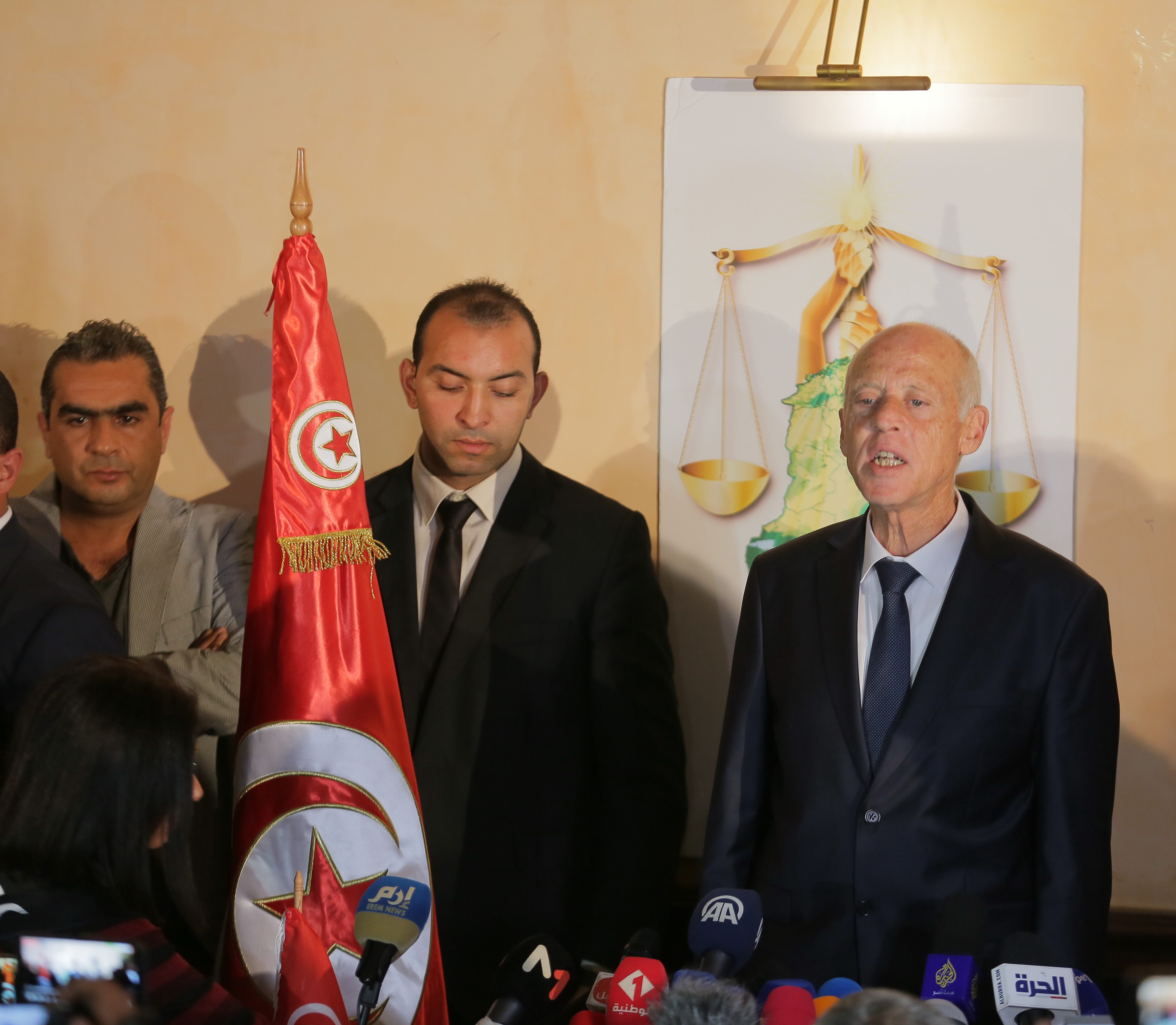 «مستنكرة عدم دعوتها للجلسات التحضيرية».. تونس تقرر عدم المشاركة في مؤتمر برلين لمناقشة الأزمة الليبية