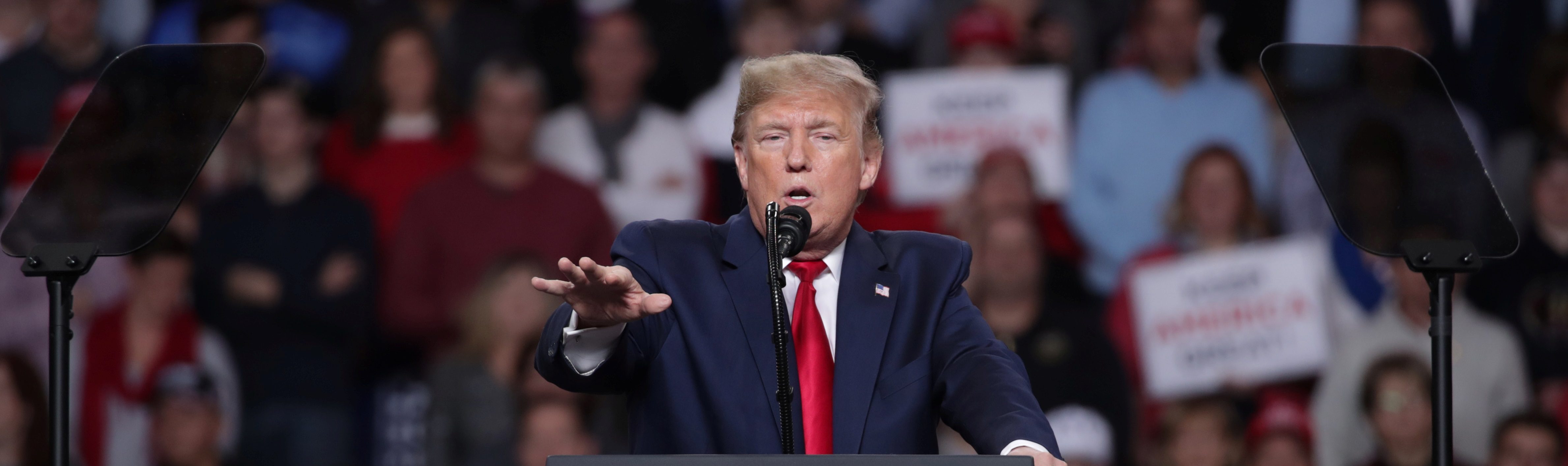 «وول ستريت جورنال»: واشنطن هددت العراق بمنعه من الوصول لملياراته إذا طالب بخروج القوات الأمريكية