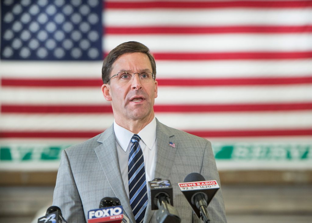 وزير الدفاع الأمريكي يعلن خطة لإعادة توزيع القوات على مستوى العالم لكبح نفوذ الصين وروسيا