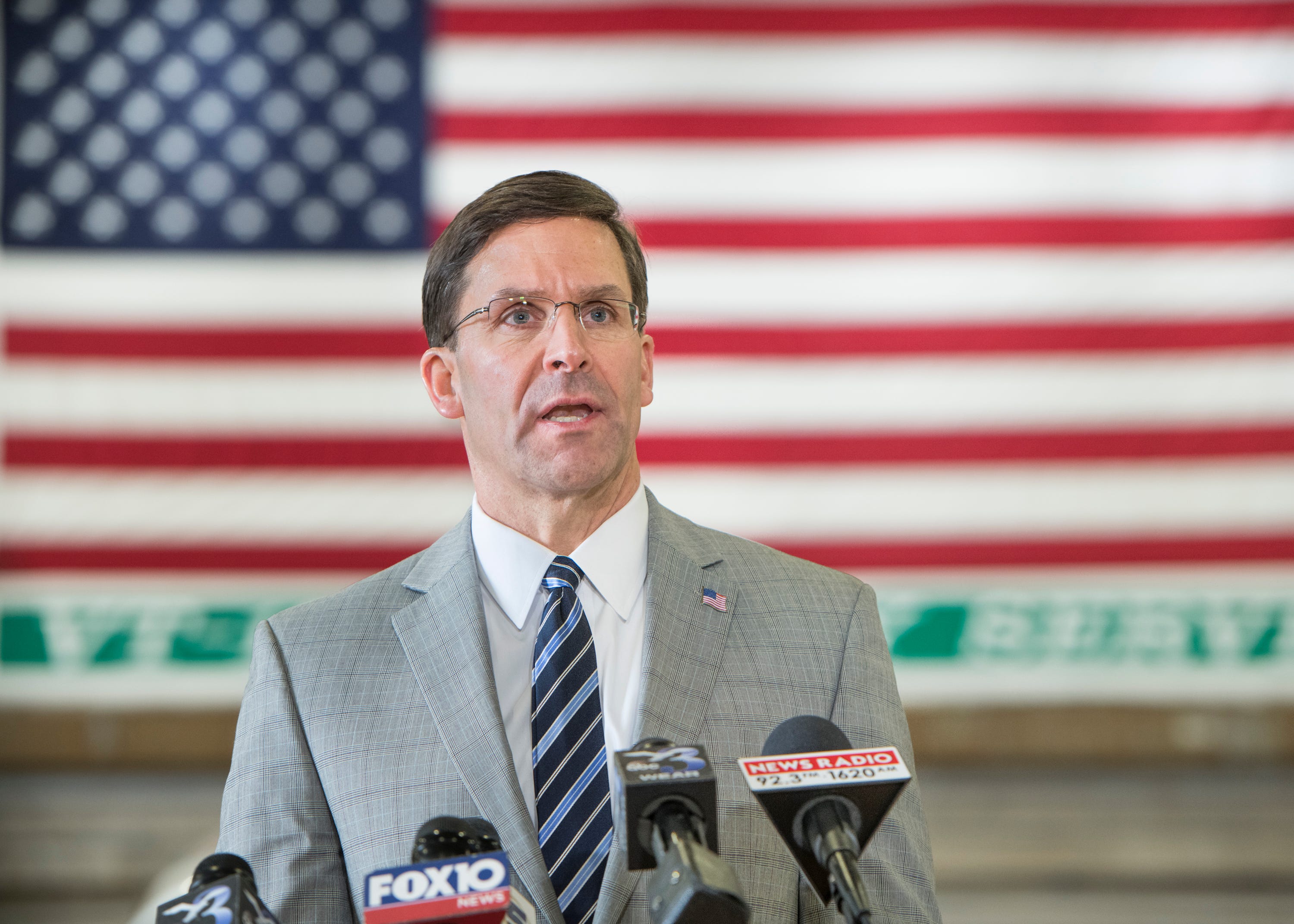 وزير الدفاع الأمريكي يعلن خطة لإعادة توزيع القوات على مستوى العالم لكبح نفوذ الصين وروسيا