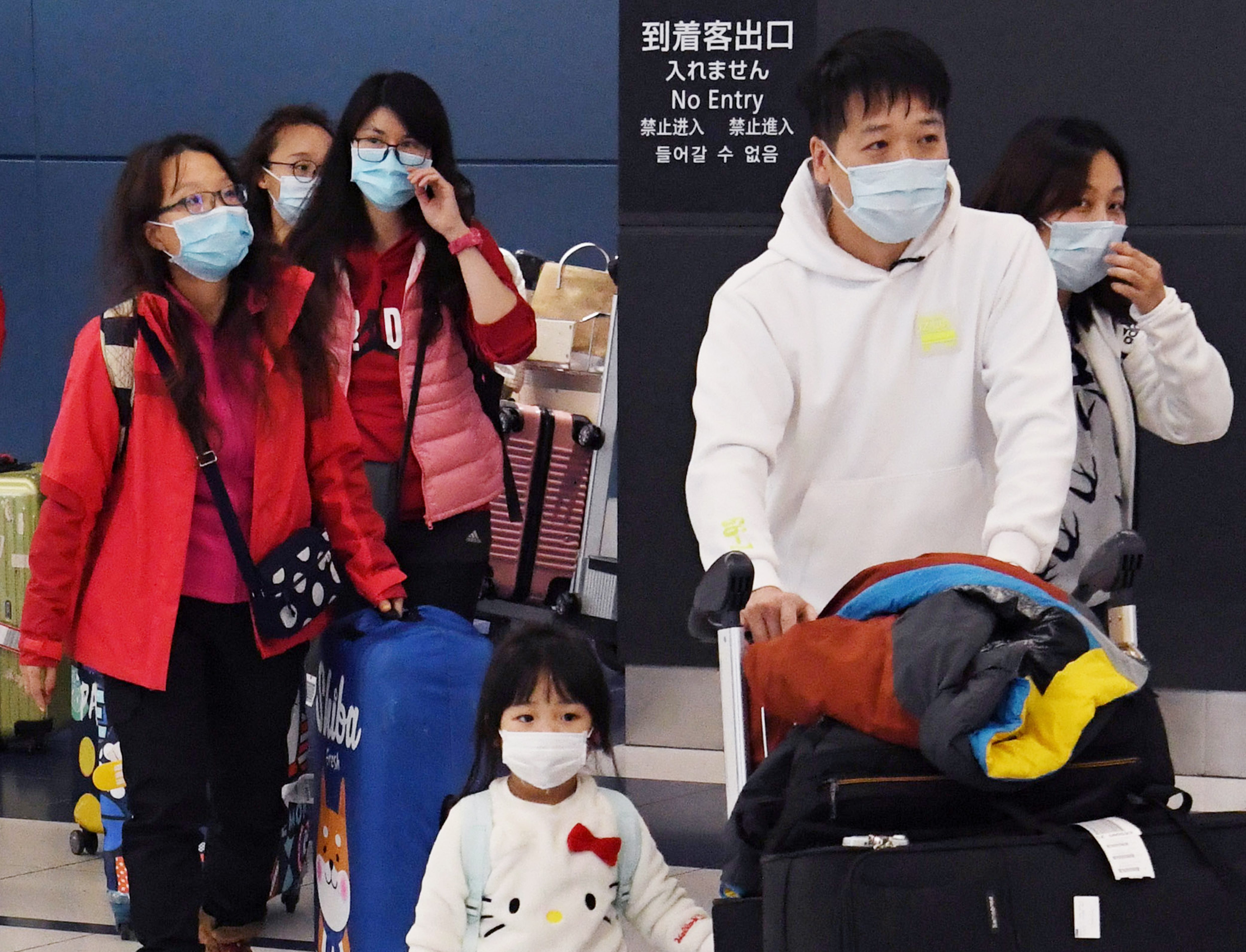 فجأة وجدوا أنفسهم محاصرين في بؤرة تفشي كورونا! كيف يشغل ملايين الصينيين المعزولين أنفسهم؟