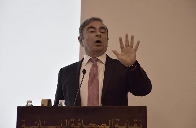 كارلوس غصن يقاضي شركة نيسان في لبنان.. أقام دعوى يطالب فيها بتعويض بقيمة مليار دولار