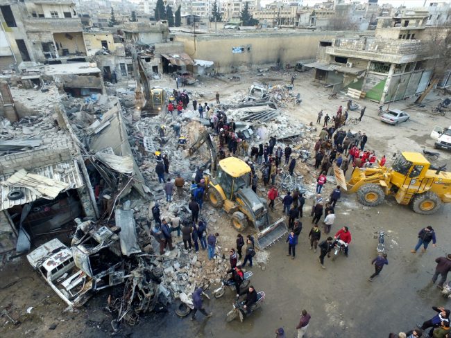 232 غارة، عشرات القتلى، و31 ألف نازح خلال أيام إثر هجوم الأسد وحلفائه على إدلب