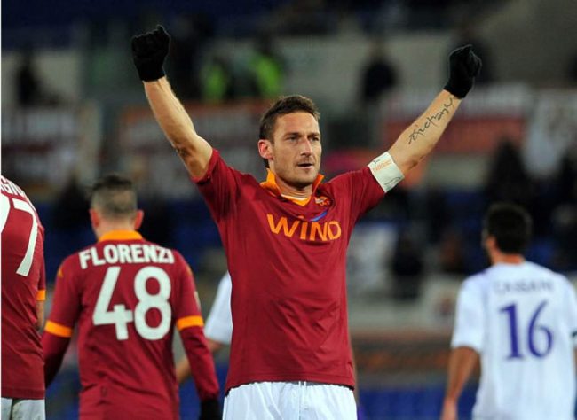 «رفضتُ حباً في روما».. توتي يكشف عن وصفه بـ«المجنون» لرفضه الانتقال إلى ريال مدريد