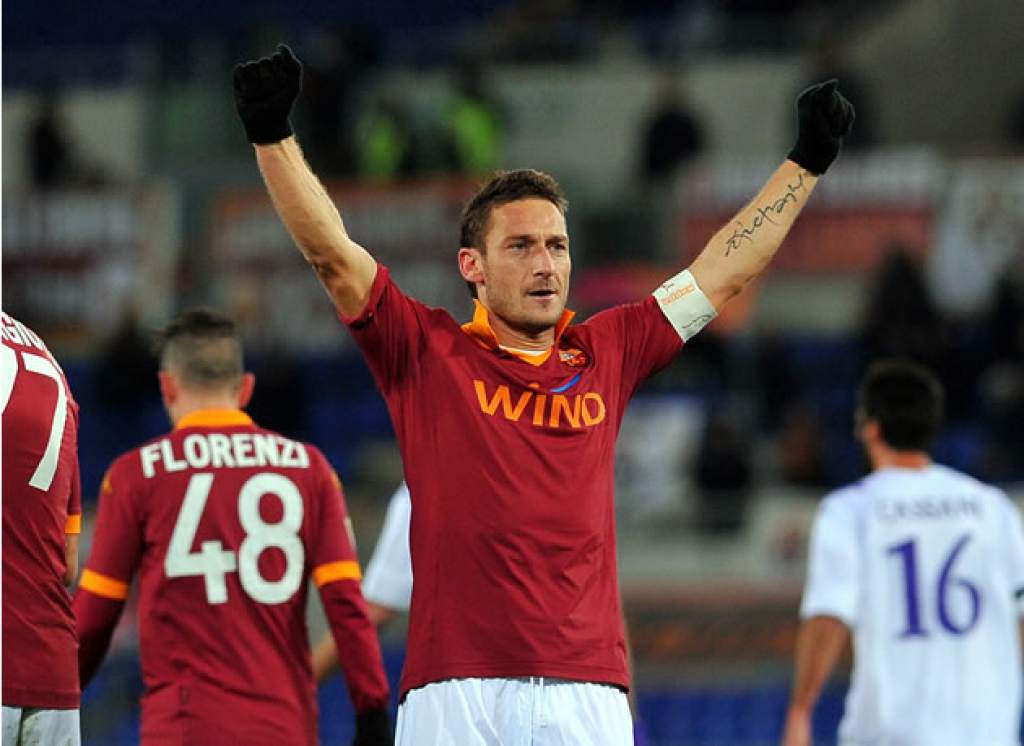 «رفضتُ حباً في روما».. توتي يكشف عن وصفه بـ«المجنون» لرفضه الانتقال إلى ريال مدريد