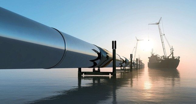 من المقرر أن يغذي الأنبوب الأول من المشروع تركيا، والثاني دول شرقي وجنوبي أوروبا