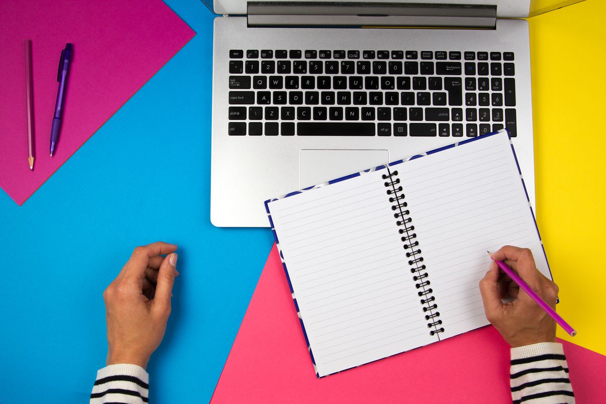 «دليل المبتدئين».. كيف تكتب رواية جيدة في 6 خطوات دون معلم؟